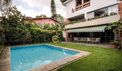 Venda de magnifica Casa Sobrado no Alto de Pinheiros SP com 4 suítes e piscina