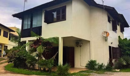 Casa em condomínio fechado com 3 quartos à venda na Rua dos Flamboyants, 222, Ferraz, Garopaba por R$ 1.700.000