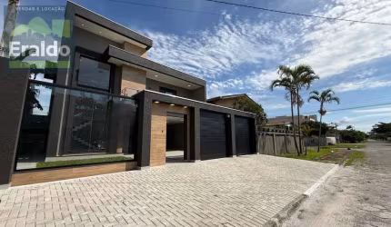 Sobrado em Balneário Riviera - Matinhos, PR