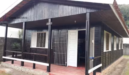 Casa à Venda com 3 quartos - 467m² - Massaguaçu - Caraguatatuba/SP