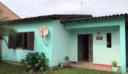 Casa com 3 quartos à venda na Rua Anita Garibaldi, 352, Jardim dos Lagos, Guaíba por R$ 390.000
