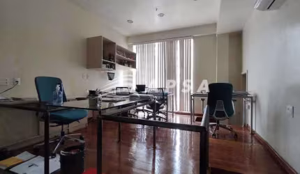 Sala comercial à venda na Avenida Pastor Martin Luther King Jr, Inhaúma, Rio de Janeiro, 40 m2 por R$ 200.000
