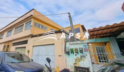 EXCELENTE SALA, 3 QUARTOS, COZINHA, BANHEIRO, ÁREA, QUINTAL, 70M2, COM ÓTIMA LOCALIZAÇÃO, PERTO DO C