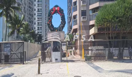 EXCELENTE APARTAMENTO, 04 QUARTOS, NA AVENIDA LÚCIO COSTA - BARRA DA TIJUCA. LOCALIZADO NO PRESTIGIA