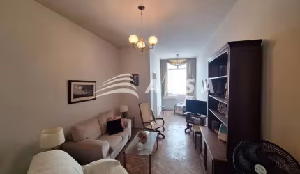 NA ENCANTADORA RUA MIGUEL LEMOS, EM COPACABANA, ENCONTRA-SE UM EXCELENTE APARTAMENTO DE 90M², QUE CO