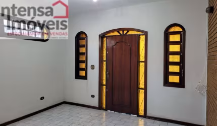 Casa à venda no bairro Vila Nossa Senhora das Graças - Taubaté/SP