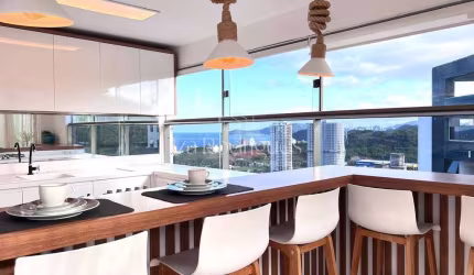 Cobertura Duplex na Praia Brava