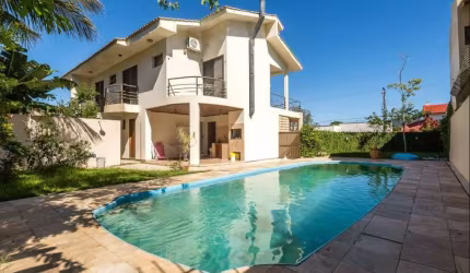 Casa com 5 quartos à venda na Rua Itapeva, 129, Itacorubi, Florianópolis por R$ 3.300.000