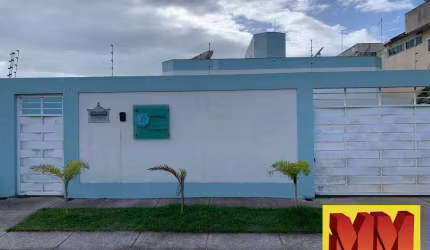 Casa Duplex em Condomínio no Peró em Cabo Frio