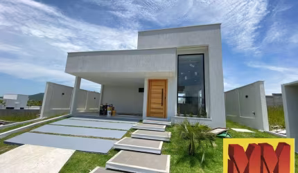Casa de alto padrão em bairro planejado em São Pedro da Aldeia