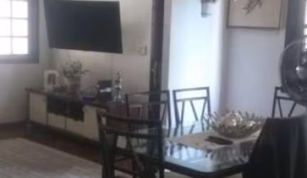 Venda de sobrado, 160,53 m², Jardim de Abril, 3 dormitórios, sendo 1 suíte, sala estar/jantar, cozinha, lavanderia, 2 banheiros,  1 lavabo, 2 vagas