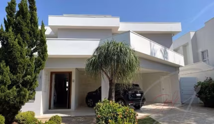 Casa mobiliada à venda no Residencial Portal das Estrelas, em Boituva-SP.