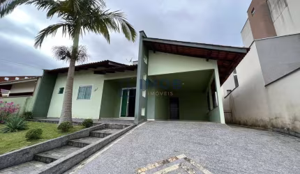 Casa 1 suíte + 2 quartos, Vila Lenzi
