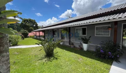 Casa com 1 Suíte + 3 Quartos, Ilha da Figueira