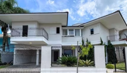 Casa com 4 Suítes + 2 Quartos, Jaraguá do Sul