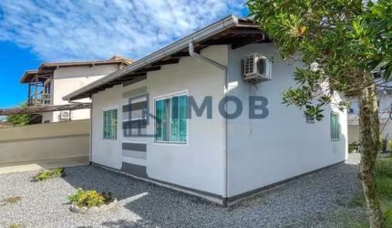 Casa com 3 quartos, Ilha da Figueira - Jaraguá do Sul
