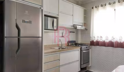 Apartamento mobiliado e equipado para locação anual