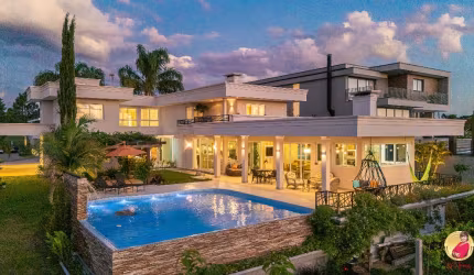 Casa em Condomínio 475 m² 3 quartos em São José dos Pinhais/PR