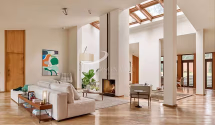 Casa de condomínio, 1300 m2, 5 suítes, 8 banheiros, 9 vagas, para venda, Chácara Flora.