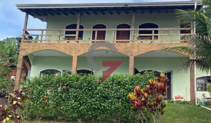 Casa com 8 quartos à venda na Praia da Almada, Ubatuba  por R$ 3.500.000