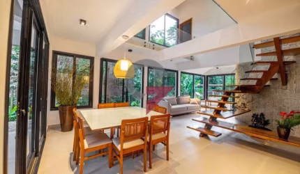 Casa em condomínio fechado com 4 quartos à venda no Prumirim, Ubatuba  por R$ 2.640.000