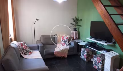 Casa com 3 quartos à venda na Rua Jiquiba, Tijuca, Rio de Janeiro, 328 m2 por R$ 890.000