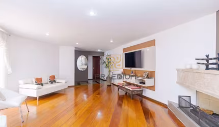 Casa com 4 dormitórios à venda, 775 m² por R$ 2.490.000,00 - Bacacheri - Curitiba/PR
