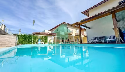 Sobrado em condominio 2 Dormitórios excelente localização