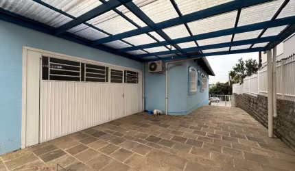 Casa em condomínio fechado com 3 quartos à venda na Ambrósio Pasqual, 804, Monte Pasqual, Farroupilha por R$ 890.000