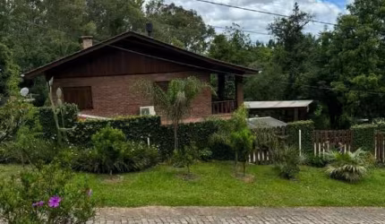 Casa em condomínio fechado com 4 quartos à venda na Estrada Bento Osvaldo Trisch, 11, Pedancino, Caxias do Sul por R$ 1.950.000