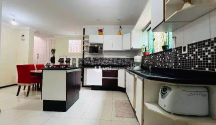 Casa duplex com 7 quartos  à venda, 429 m² de R$ 1.390,000 por R$ 1.300.000 - São Mateus - Juiz de Fora/MG