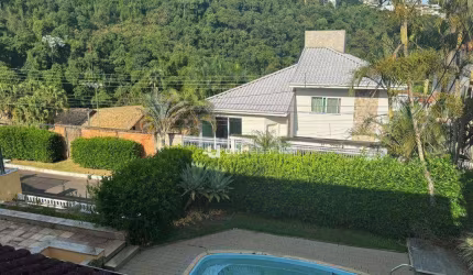 Casa com 4 quartos para alugar por R$ 7.002/mês - Jardins Imperiais - Juiz de Fora/MG