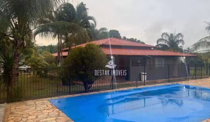 Chácara com 5 quartos à venda no Jockey Camping - Uberlândia/MG