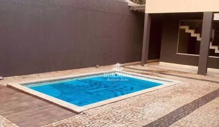 Sobrado com 3 quartos à venda, bairro Presidente Roosevelt - Uberlândia/MG
