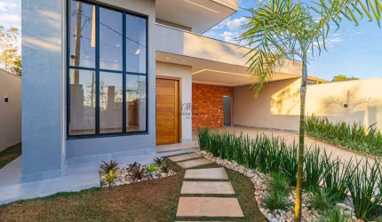 Casa Luxuosa em Lagoa Santa! Aceita Permuta!