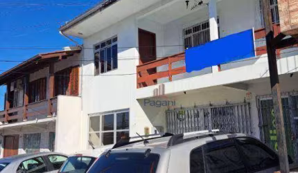 Casa com 3 dormitórios à venda, 210 m² por R$ 1.300.000,00 - Praia Comprida - São José/SC