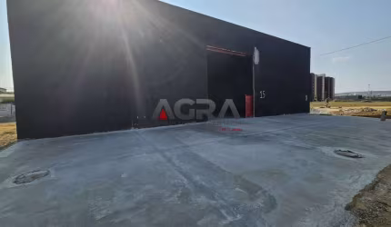 Aluguel Galpão Novo com 400m2 no Boa Vista