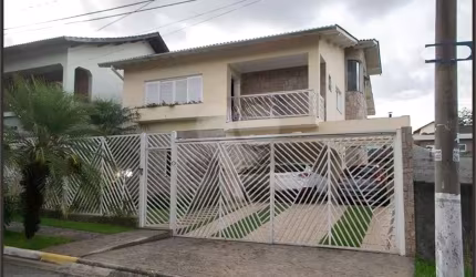 Casa à venda com 365m², 4 quartos e 4 vagas