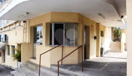 GALPÃO COMERCIAL - VENDE/ALUGA.