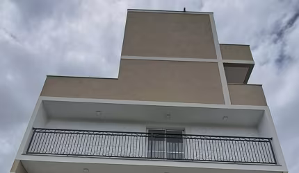 Apto Cobertura - 35,55m² com 2 quartos, quintal e 1 vaga de garagem em Vila Mazzei