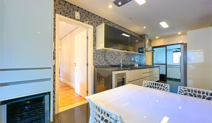 APARTAMENTO PORTEIRA FECHADA