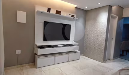 Sobrado á venda | 65m² | 2 Dormitoórios (1 suite) | 1 vaga em Parque Mandaqui