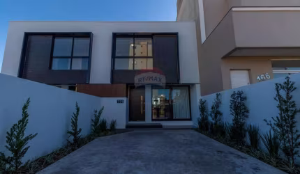 Casa mobiliada com Piscina em Cidade Nova
