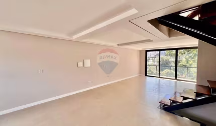 CASA TRIPLEX- 3 SUITES COM PISCINA