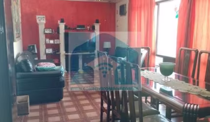 Sobrado no Bairro Boqueirão Praia Grande SP, com 4 dormitórios, 1 suíte