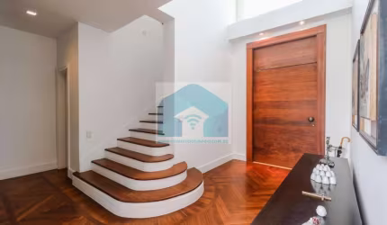 Sobrado de Alto Padrão no Morumbi - Exclusividade e Conforto em Cada Detalhe