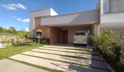 Casa nova com 3 suítes, closet e piscina aquecida à venda, 190 m² por R$ 1.300.000 - Condomínio Sunlake - Sorocaba/SP