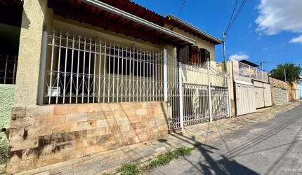 Casa com 3 dormitórios à venda, 234 m² por R$ 970.000,00 - Dom Cabral - Belo Horizonte/MG