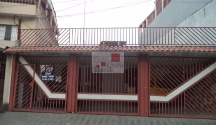 Casa térrea bem localizada próximo a escola e avenida.