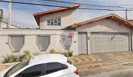 Ótima Casa Á Venda No Jardim Belvedere